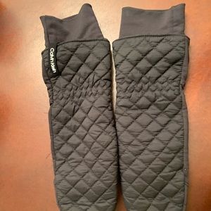 Calvin Klein Mittens! 💕